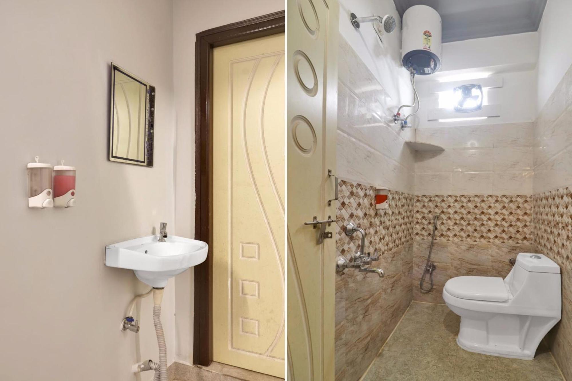 Super Townhouse Rcc Blizz Hotel Kondapur  Exterior photo